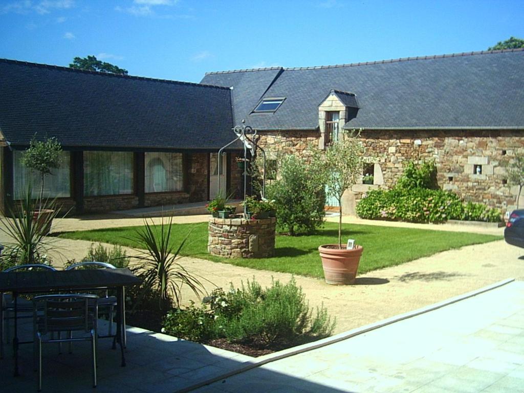 Domaine De Kermodest Hotel Quemper-Guézennec Exterior foto
