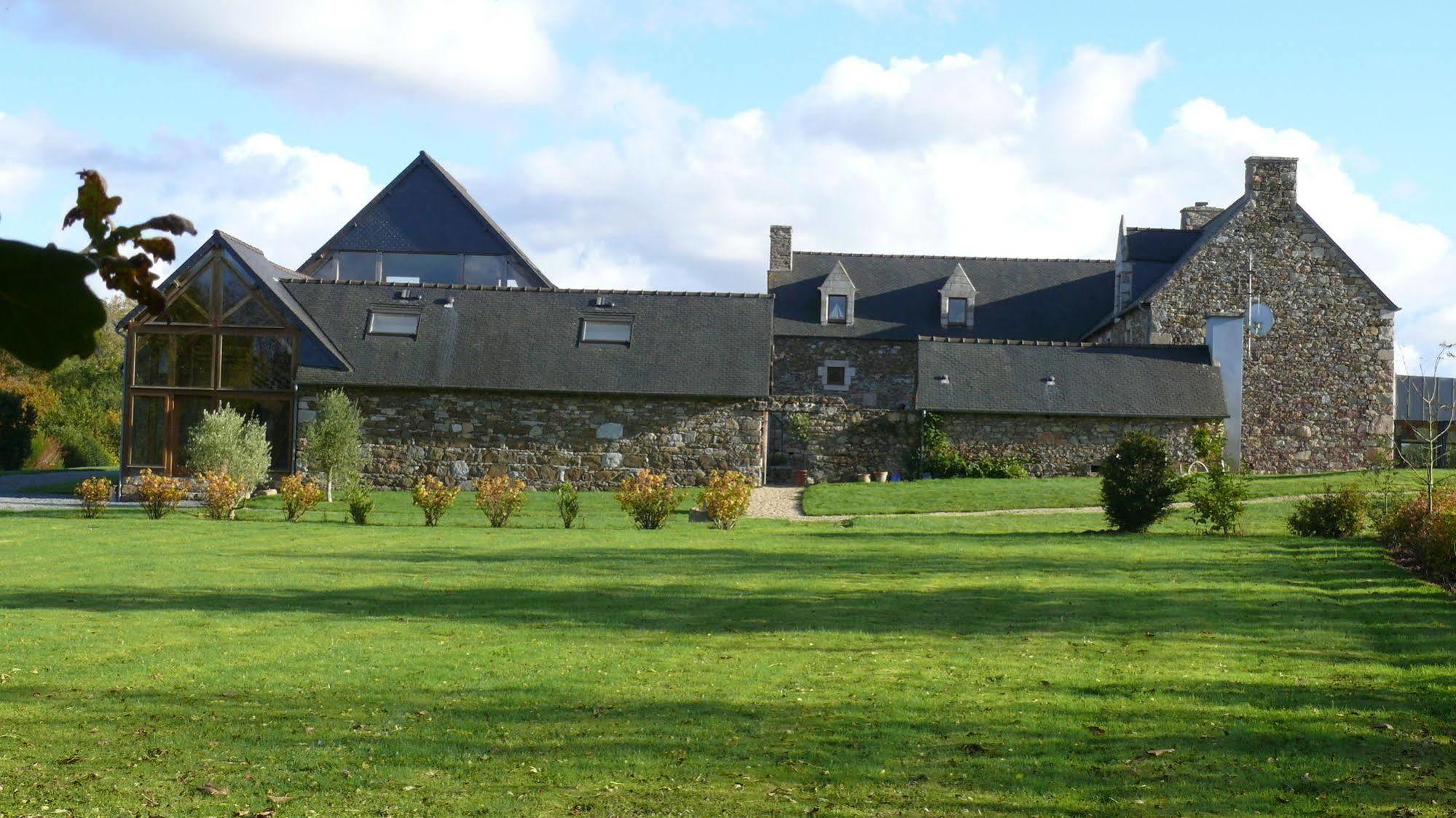 Domaine De Kermodest Hotel Quemper-Guézennec Exterior foto